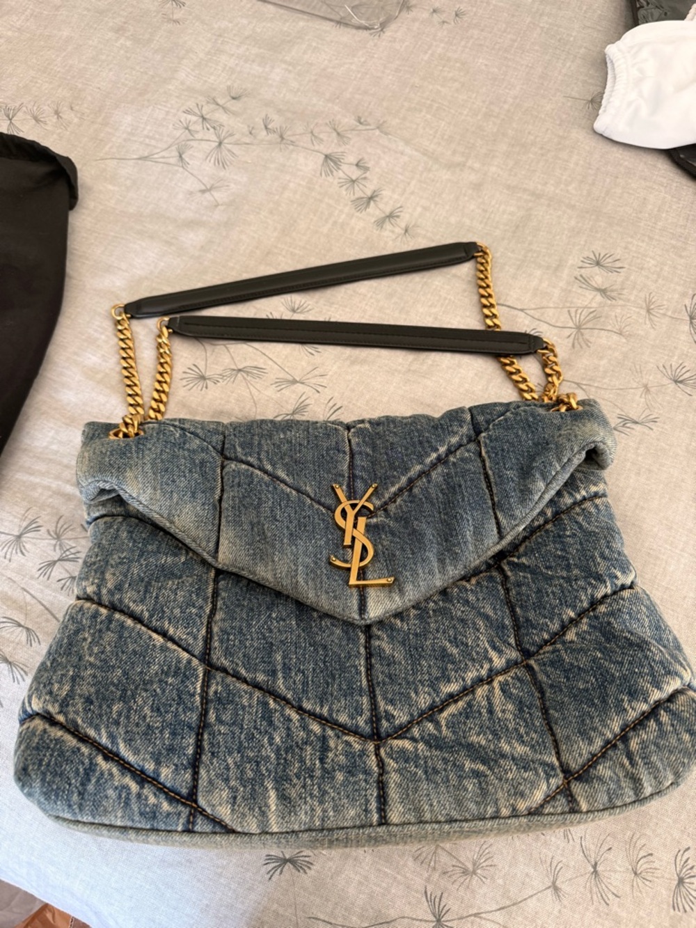 Saint Laurent Denim Medium Quilted Loulou - Picture 12 of 15